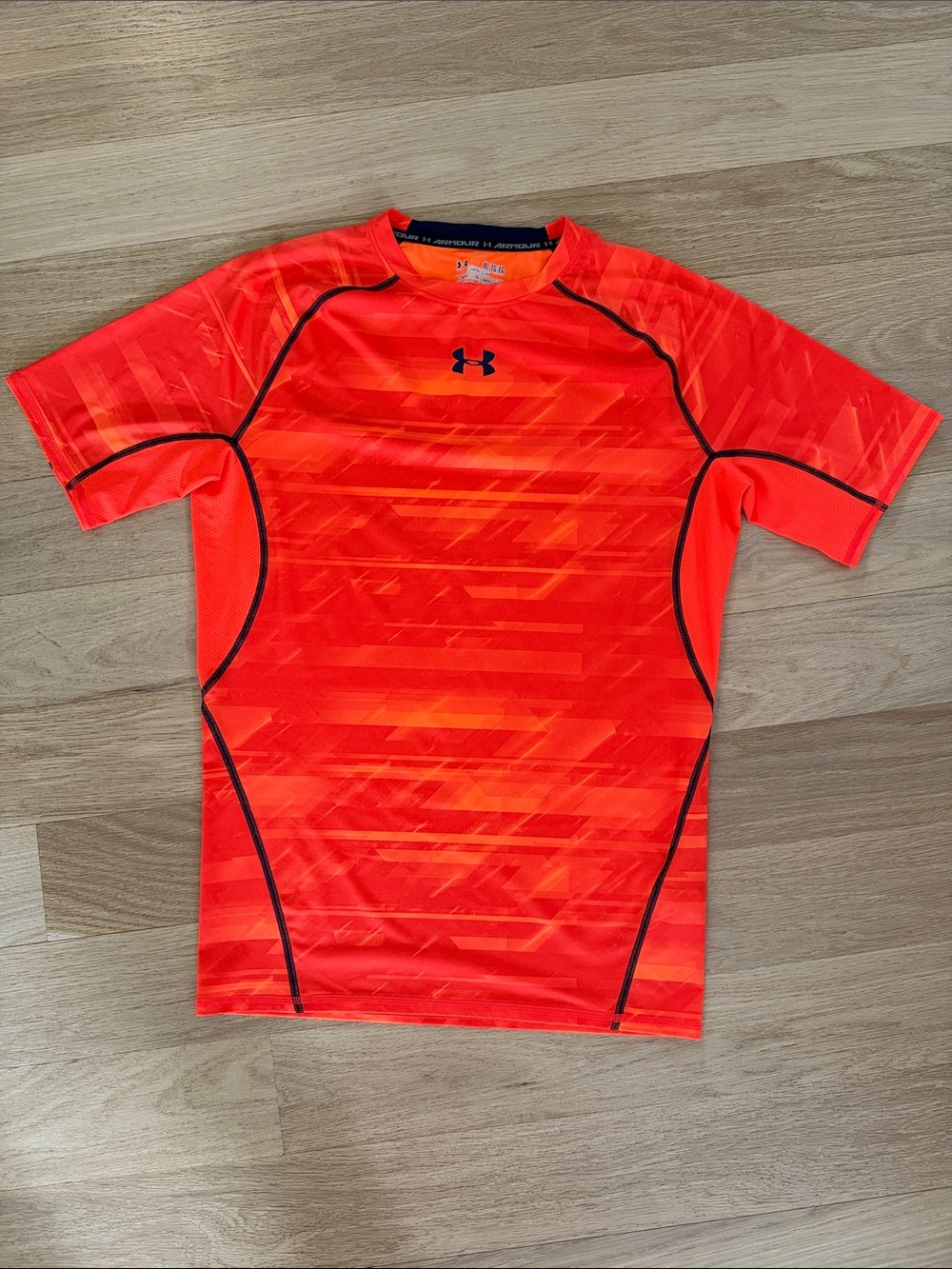 Under Armour Men’s Bright Orange Short-Sleeve Compression Shirt Sz XL